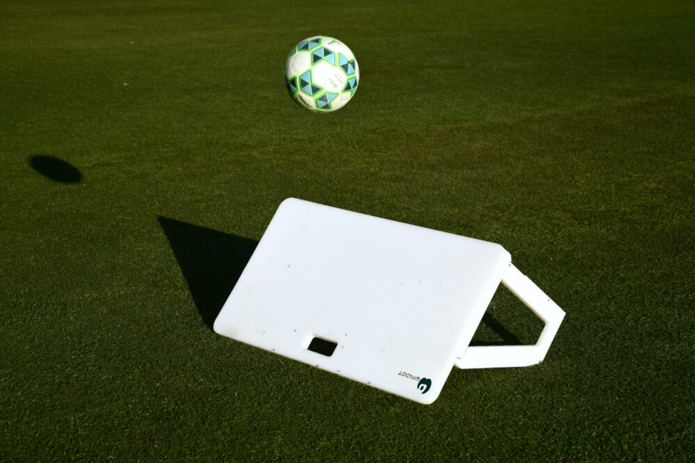 ریباندر فوتبال و فوتسال